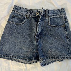 VINTAGE High Rise Mom Shorts